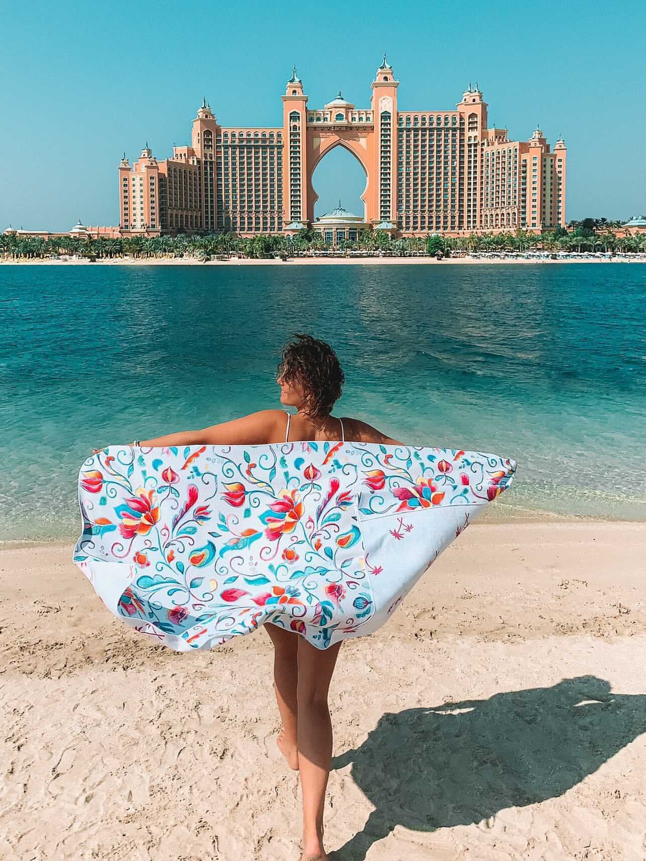 Hawaii | Sand Free, Light Weight Beach Towel | Lee and May