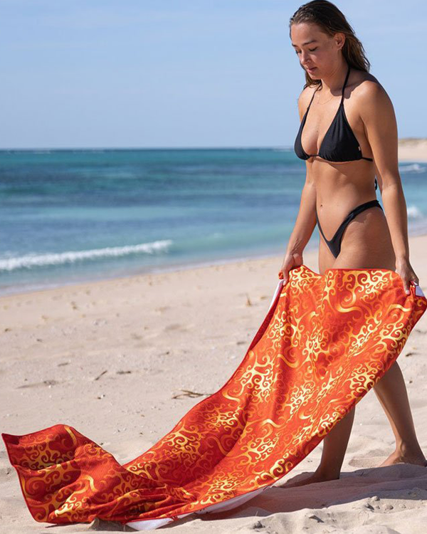 Heat Wave | Sand Free, Quick Dry Beach Towel | Lee and May