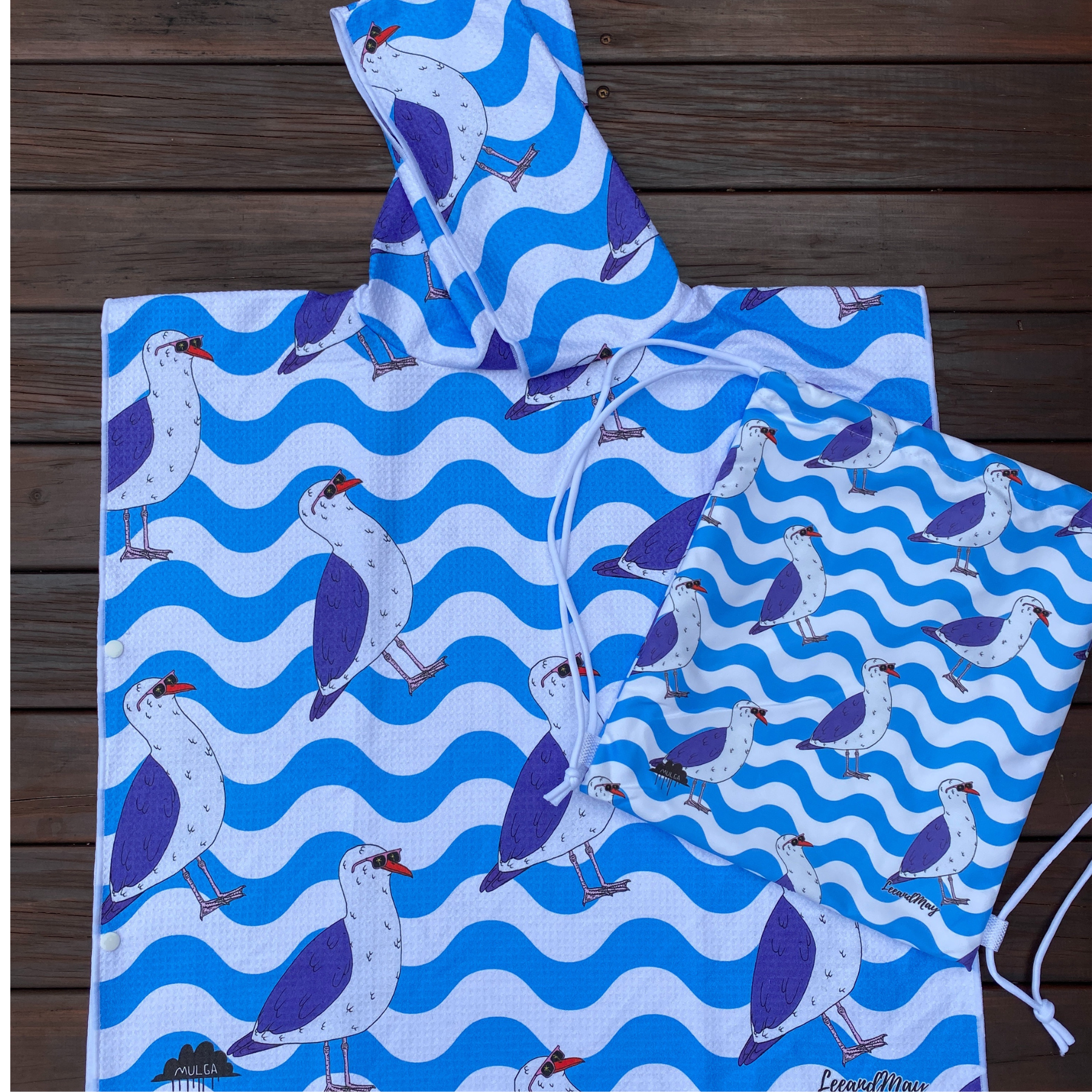 Greg the Seagull | Kids Hooded Sand Free Beach Towel