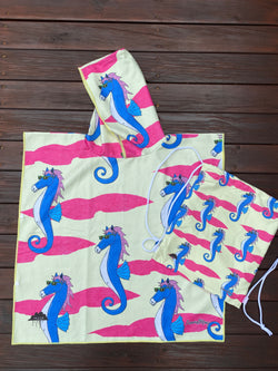 Brett the Seahorse | Sand Free Kids Hooded Towel | Lee and May